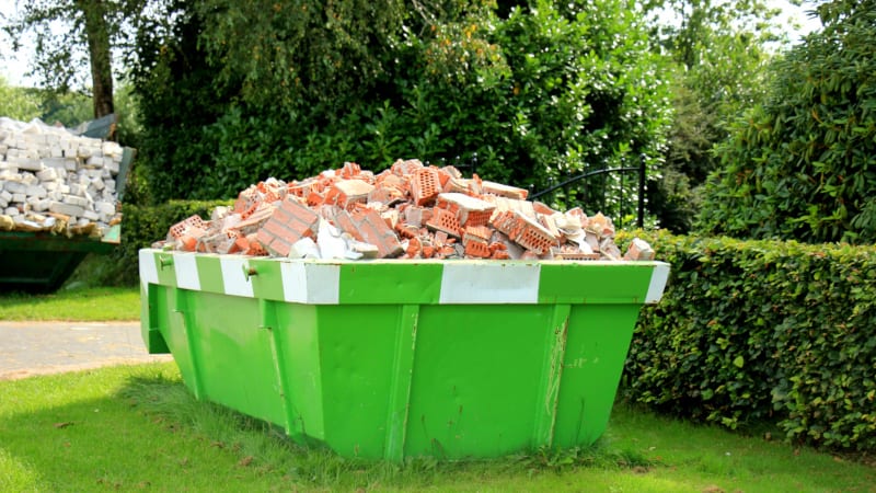 How You Can Use Same-Day Dumpster Services